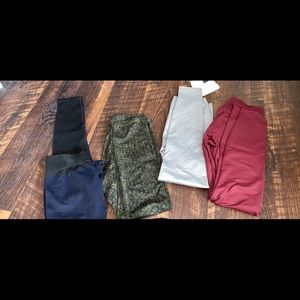 Small fabletics leggings